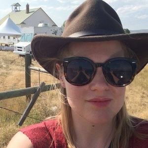 Meet your Posher, Melissa